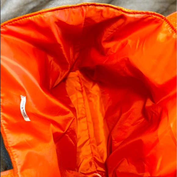 Neiman Marcus Shoulder Bag Tote 4 Outer Pockets Orange Vegan Stamped Snakeskin - Picture 6 of 11